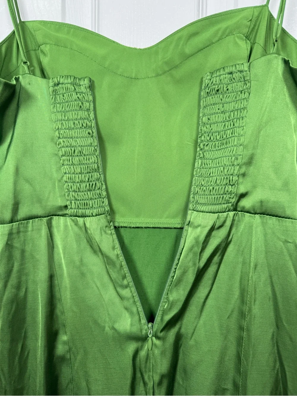 Abercrombie & Fitch Green Satin Slip Midi Dress Sweetheart Slit XS - Picture 8 of 9